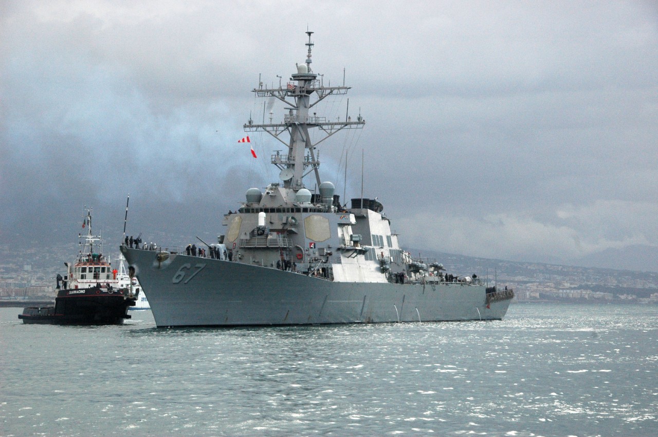 USS Cole (DDG-6) 2010
